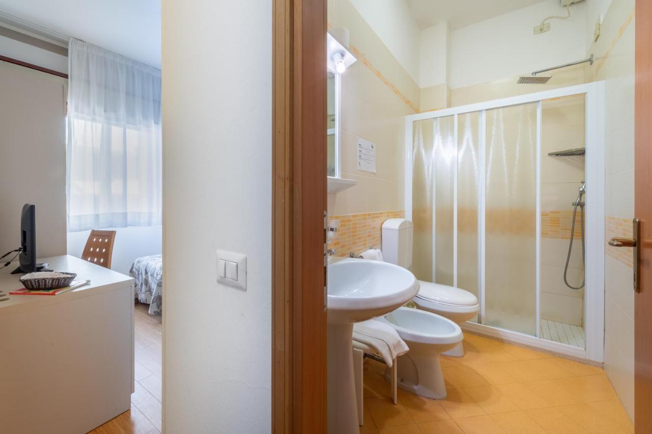 Hotel Del Corso ビビオーネ エクステリア 写真